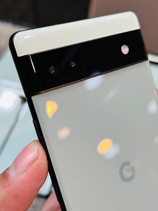 Google Pixel 6A 5G 1