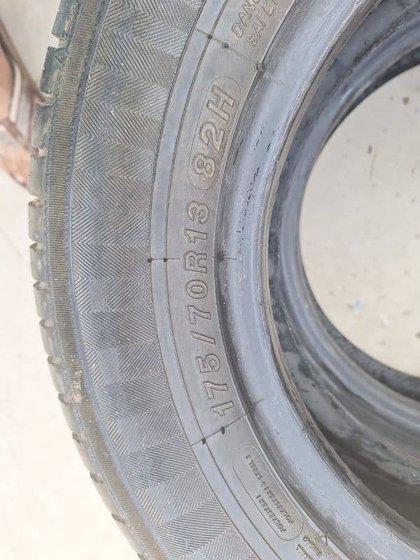 2 tyre yokhoma ka he koi bhi panchar nhi he 2