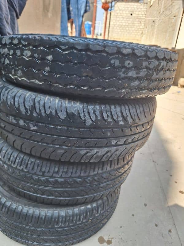 2 tyre yokhoma ka he koi bhi panchar nhi he 3