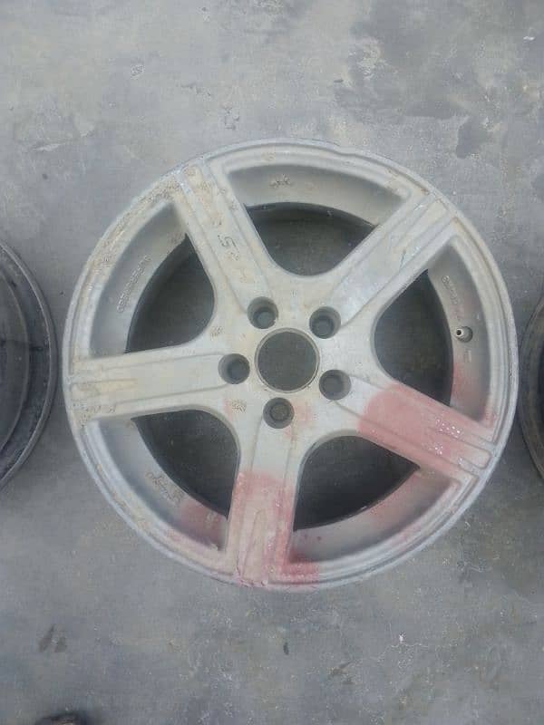 Toyota Corolla 2010 Car Rims 0