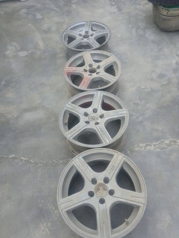 Toyota Corolla 2010 Car Rims 5