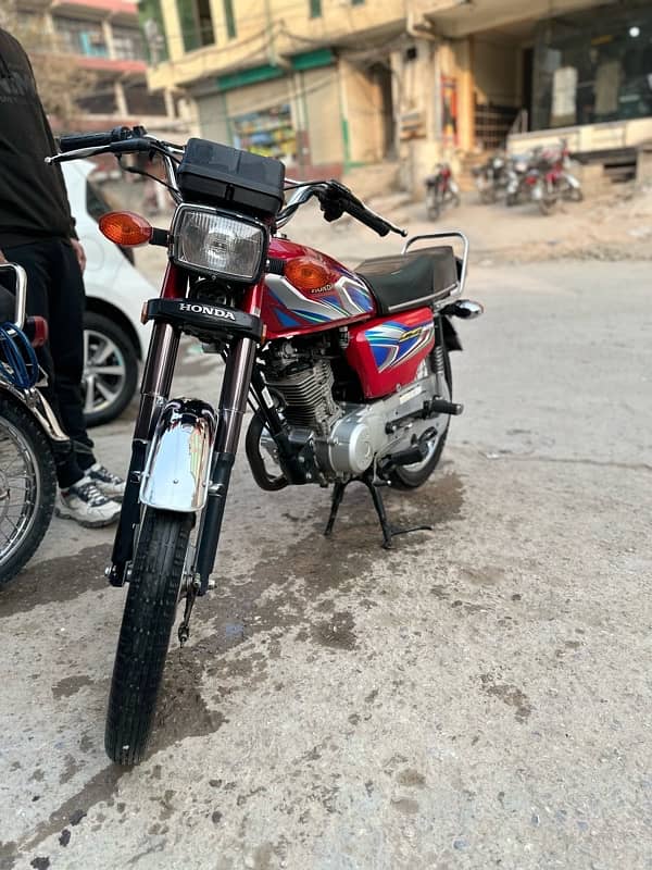 Honda 125 , 2022 model , full genuine , First owner . 4