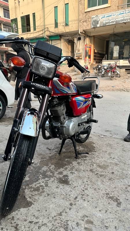 Honda 125 , 2022 model , full genuine , First owner . 9