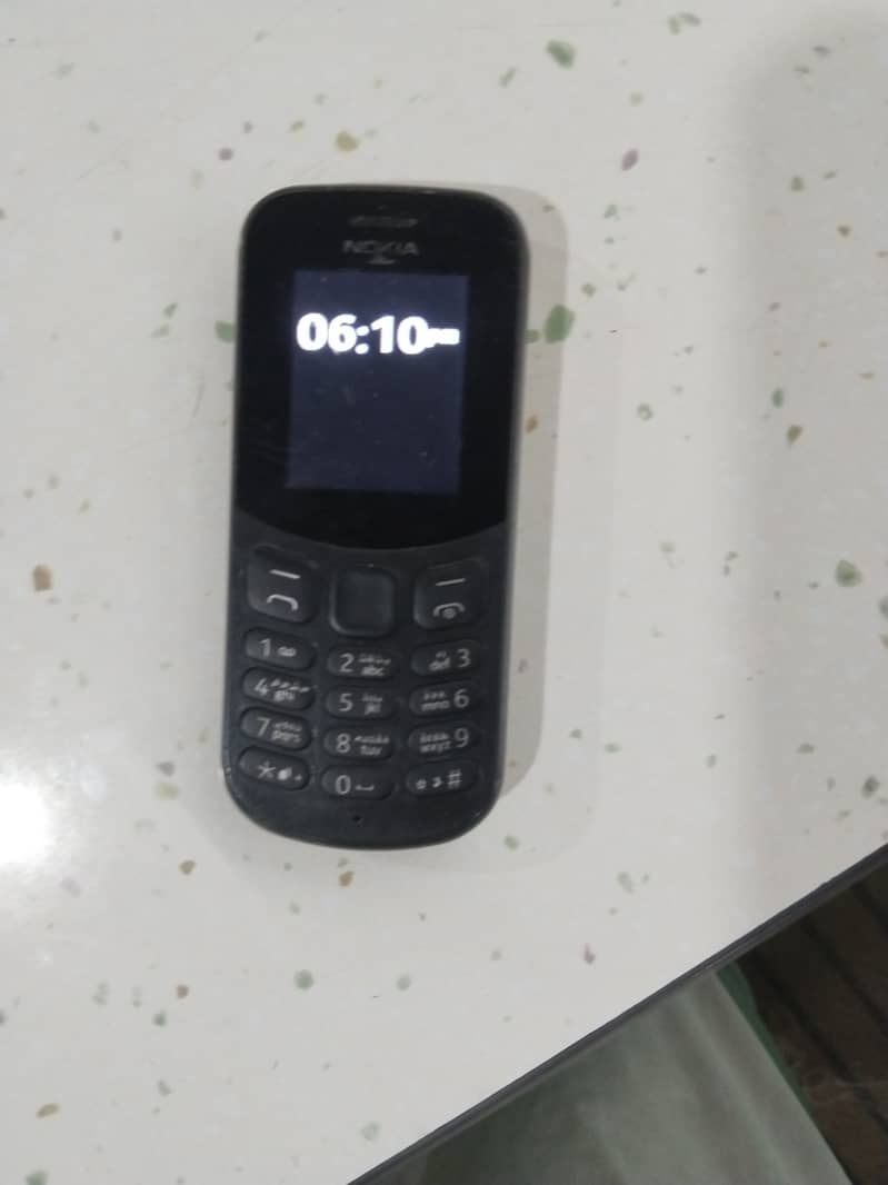 Nokia mobile 2500 5