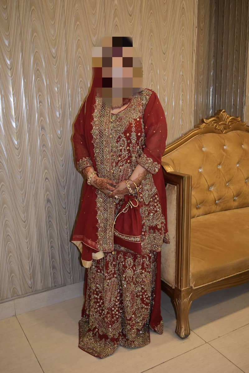 Barat bridal dress for urgent sale 0