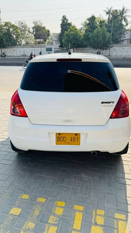 Suzuki Swift 2015 DLX Urgent sale 5