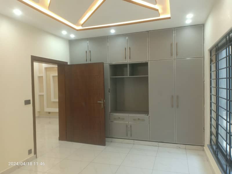 Brand New 5 Marla Upper Portion for Rent in Tulip Overseas Block, Park View City Lahore 7