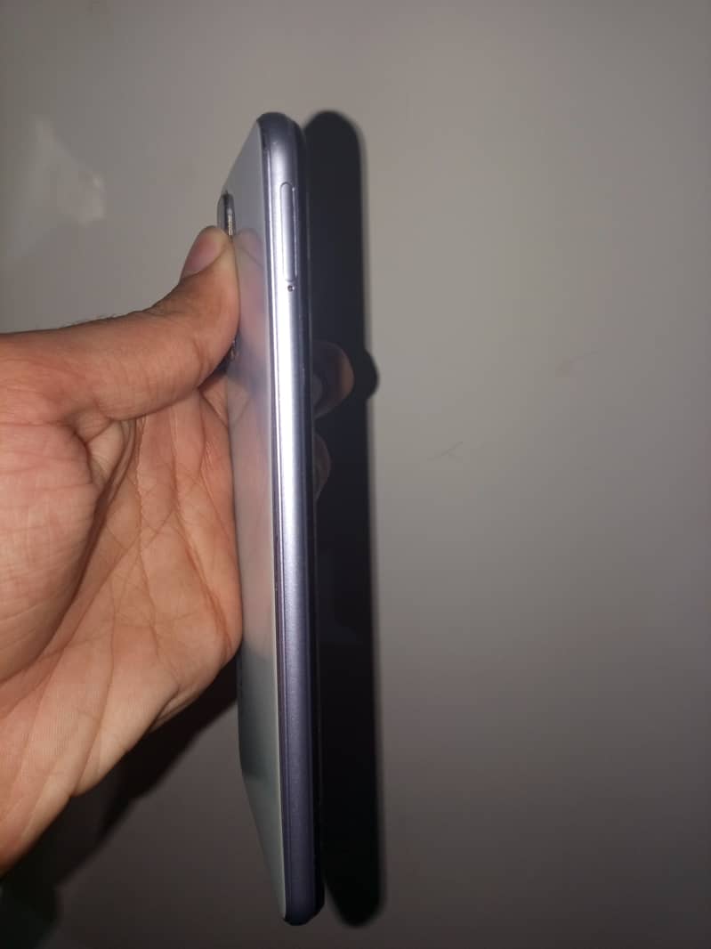 Vivo Y20 4gb 64gb with box urgent sale 5