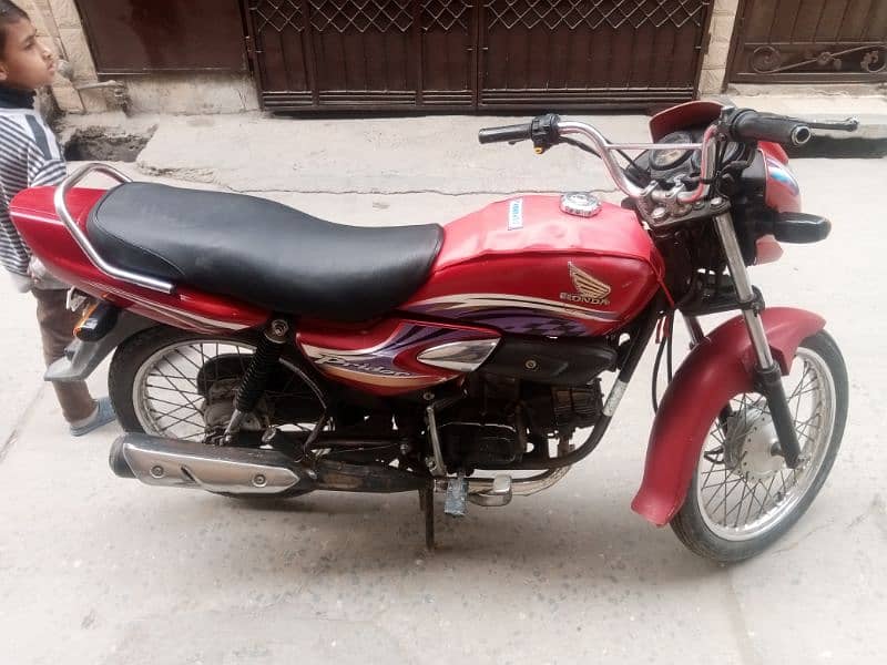 urgent Honda pridor for sale phone exchange Honda 70 model 16-18 2