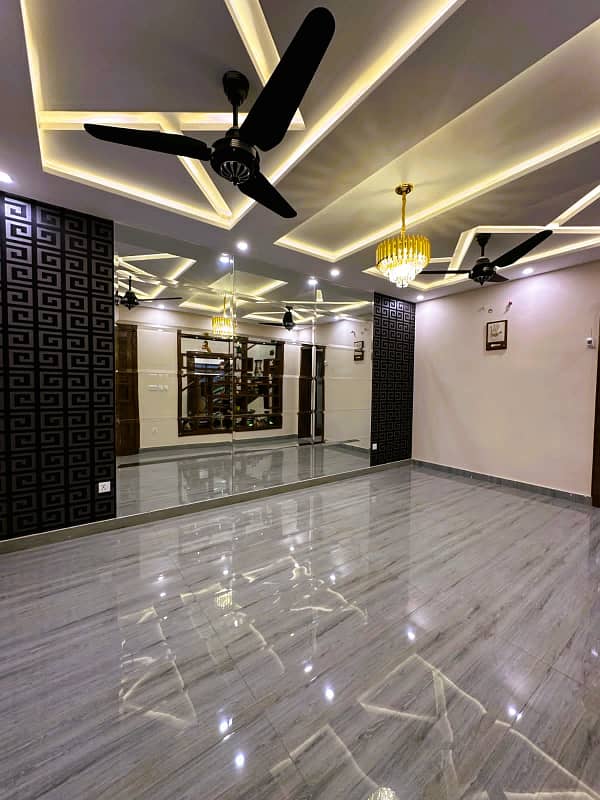 1 Kanal House For Sale In Sector B Bahria Town Lahore 10