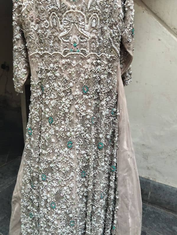 heavy fancy bridal maxii only 2 tym use good condition 2