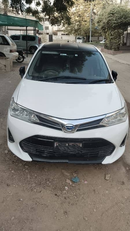 Toyota Corolla Fielder 2018 1