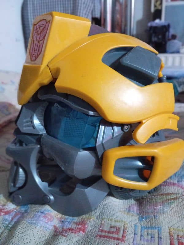 transformers head bubble bee 0