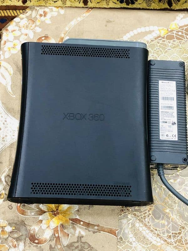 Xbox 360 Original Jasper Model Jailbreak JTAG 220 games installed 1