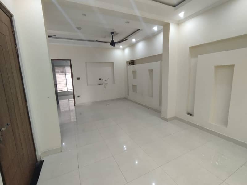 3.5 Marla full house for rent in dream avenue Lahore 1