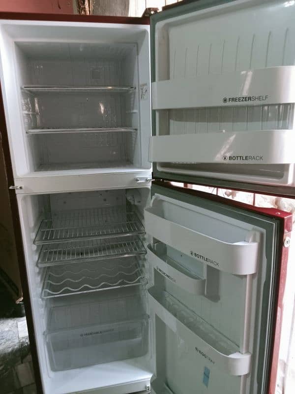 Orient Refrigerator 1