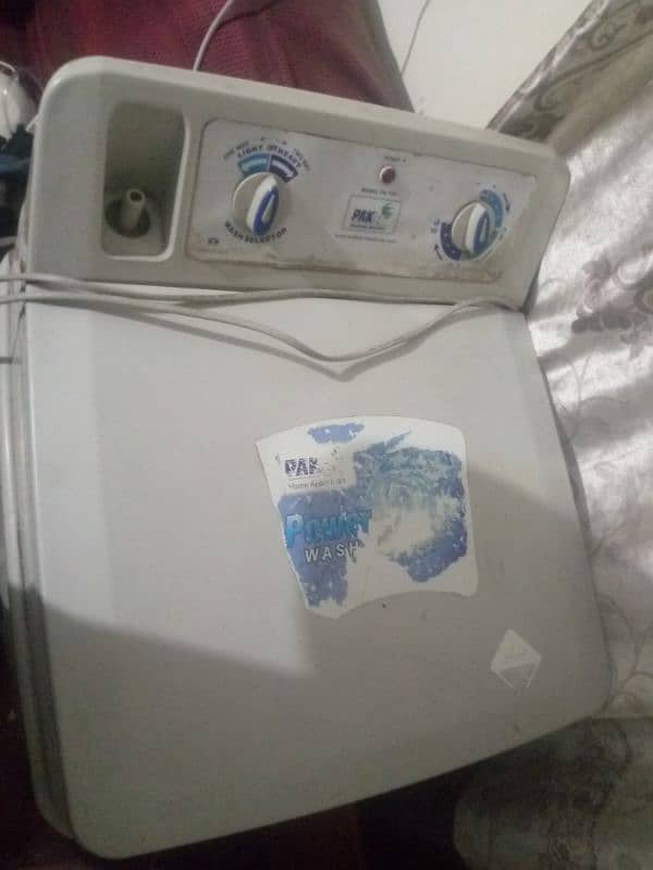 washing machine and spiner both are working condition neat and clean 2