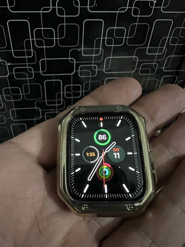 Apple Watch Series 5 44mm 6