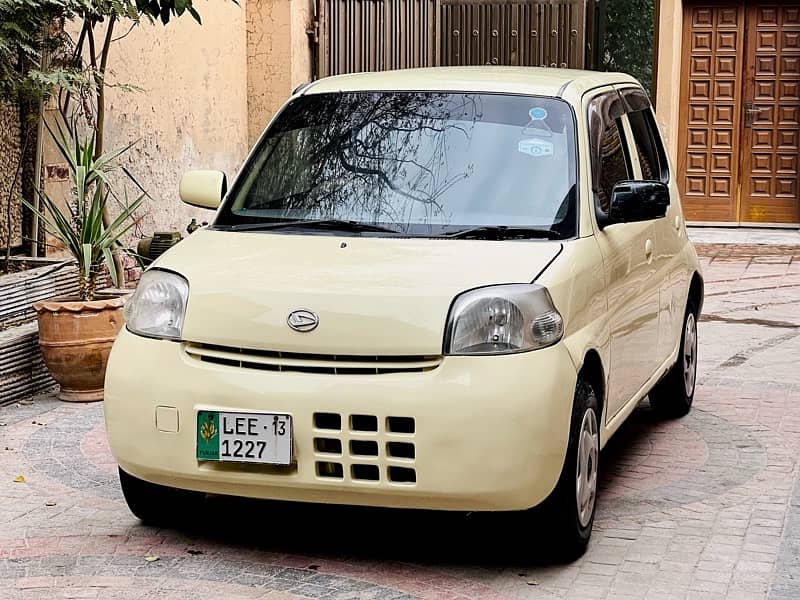 Daihatsu Esse home used car in geniou condition 2