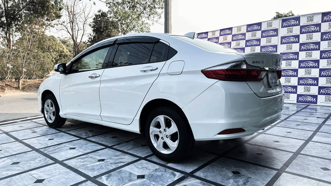 Honda Grace Hybrid - 2014 8