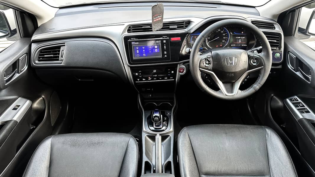 Honda Grace Hybrid - 2014 13