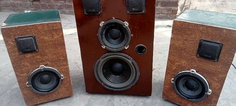 Speaker 3 box 6" - 2     8"-1 3