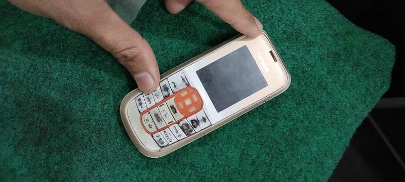 Nokia 2600c  without battery 0