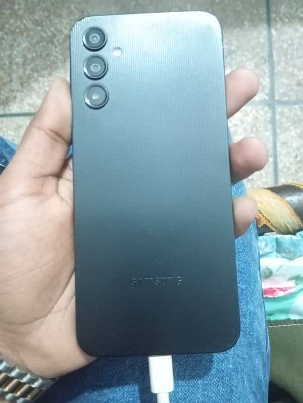 Samsung A14 daaba ha bass ok ha full 10 by 8 2