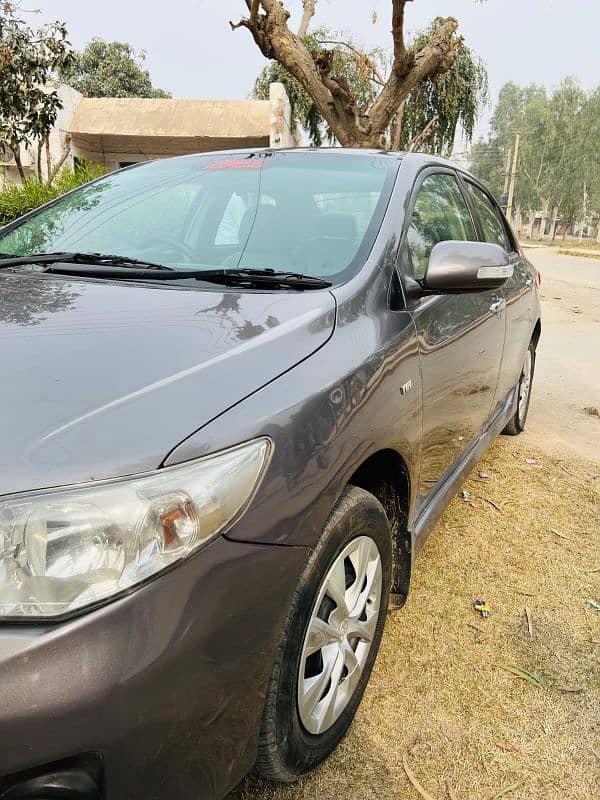 Toyota Corolla GLI model 2013 6