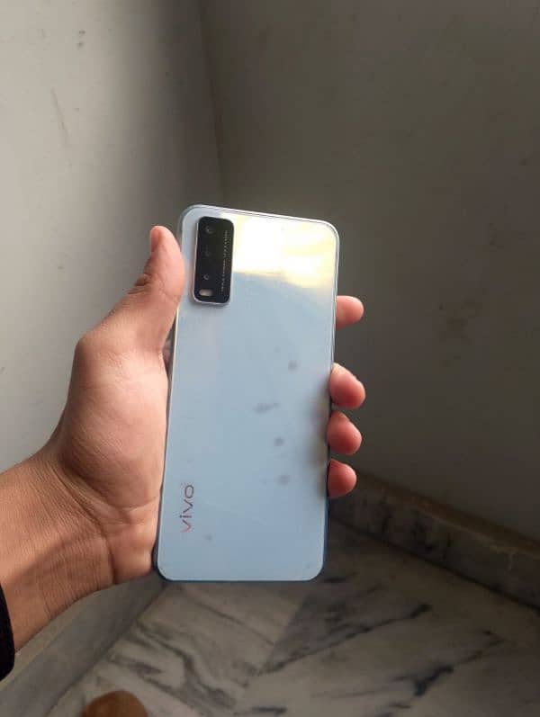 vivo y20s 4/128 4