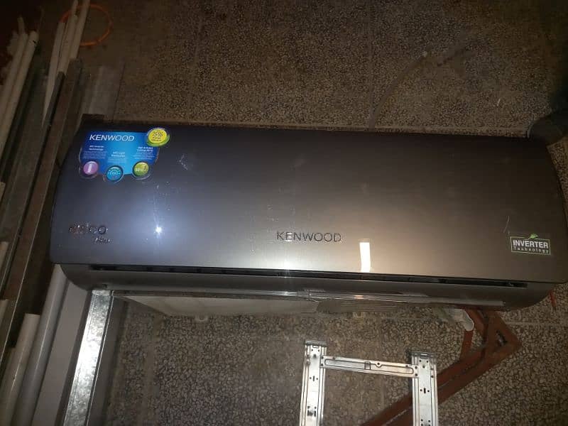 kenwood 1 ton ac like new 3