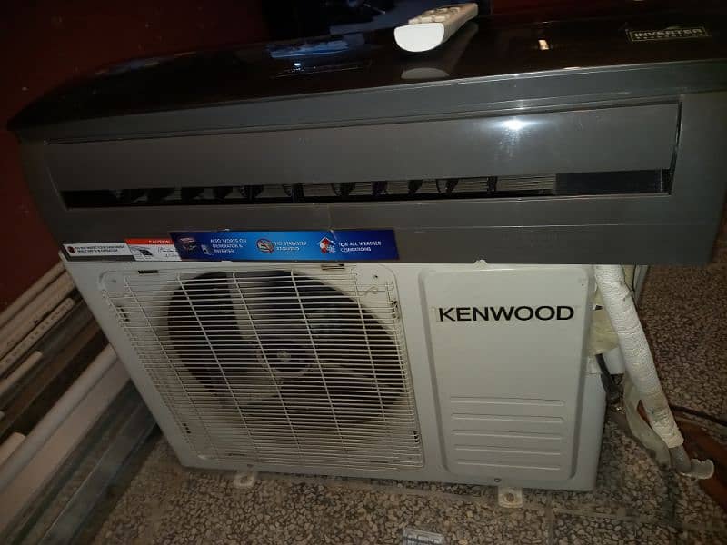 kenwood 1 ton ac like new 5