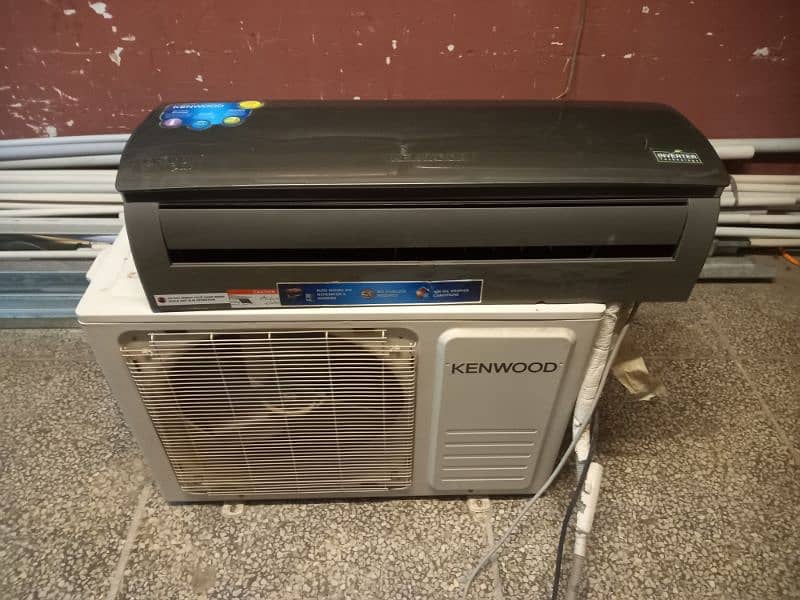 kenwood 1 ton ac like new 19