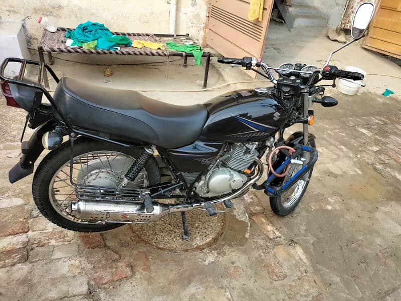 Suzuki GS150 For Sale 1