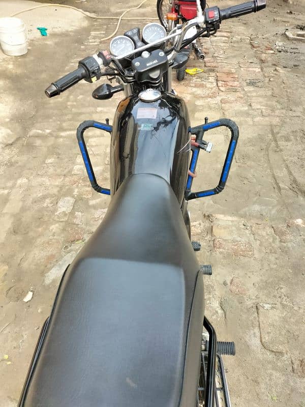 Suzuki GS150 For Sale 5