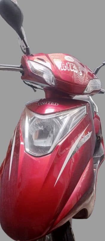 Used United scooty 2022 urgent for sale 8