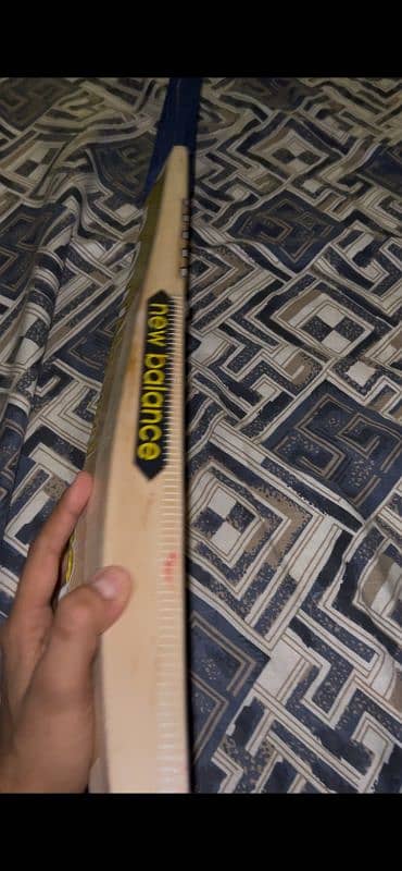 English willow hard ball bat only 4  5 times used in nets 0