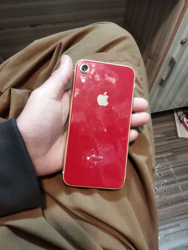 iPhone xr 64gb hy iCloud look hy 7