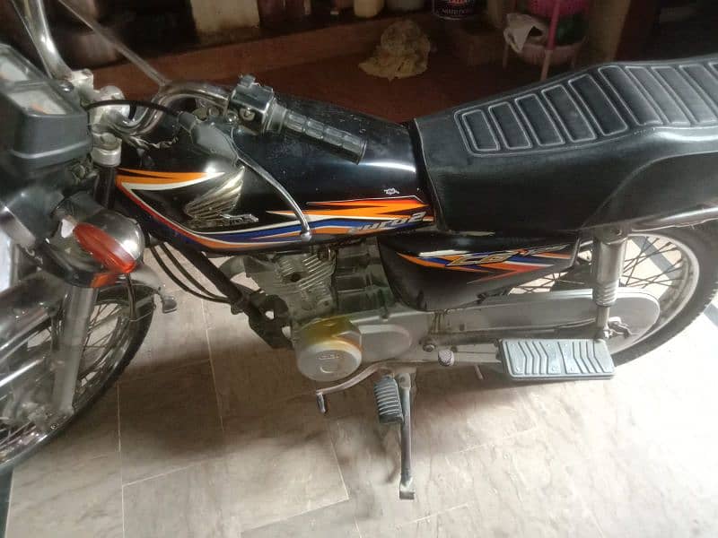 honda 125 2018 model larrkana number 1