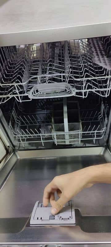 Brand New Bosch Dishwasher 3