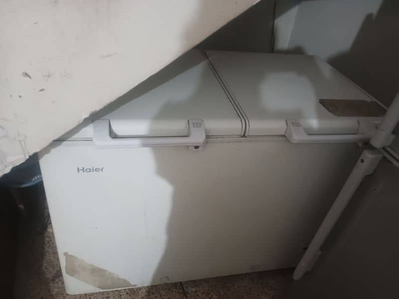 HAIER DOUBLE DOOR DEEP FREEZER 1