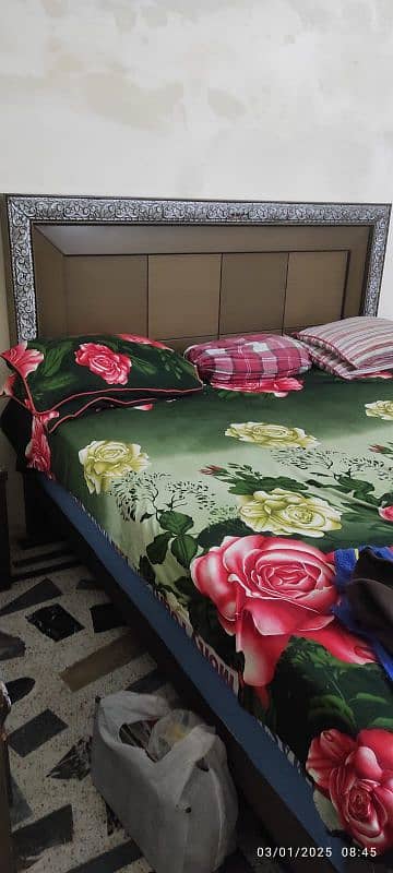 bed set with dressing. . 4