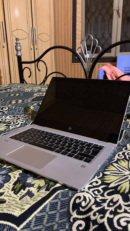 HP Elitebook 1030 x360 G2 i5 7th generation 0