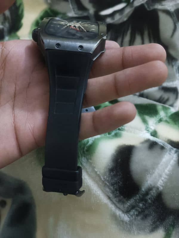 zero drift smart watch 1 month use 2