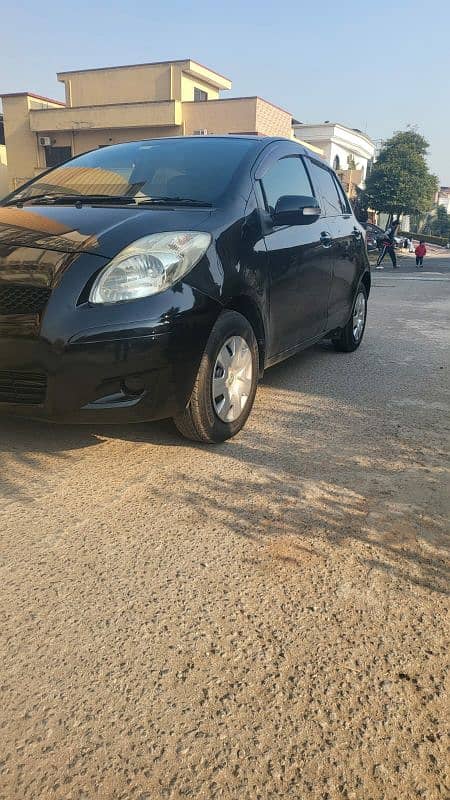 Toyota Vitz 2009 4