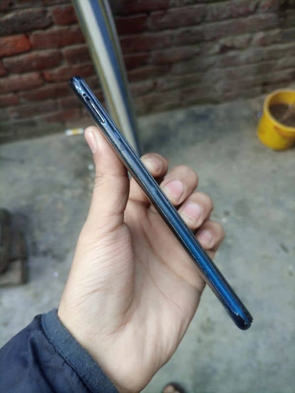 vivo y91c aj hi sell Karna hai 5