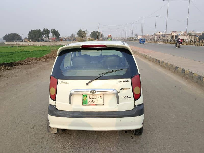 Hyundai Santro Suzuki mehran Suzuki cultus Suzuki Alto WagonR 4