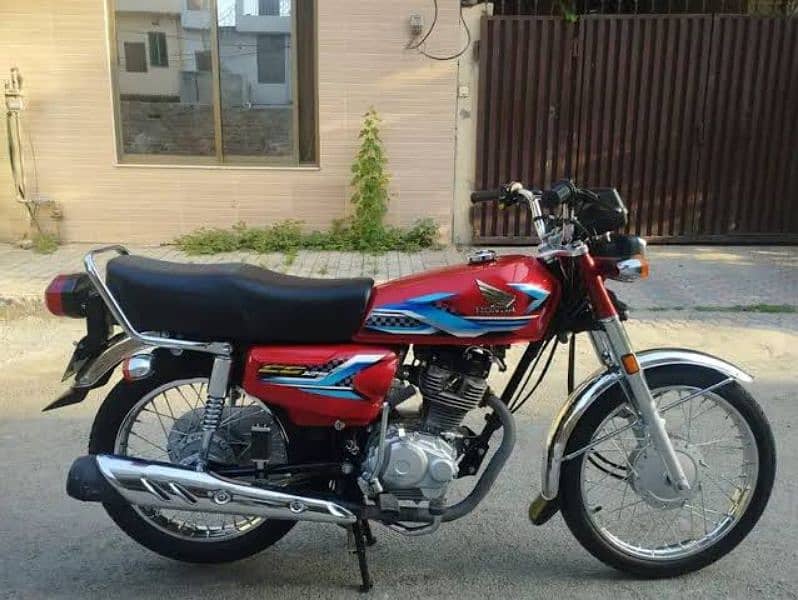 Red color HONDA CG125 model 2024 in city Gujrat 0