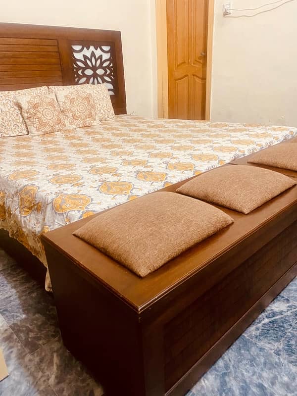 King Size Bed with Storage Box 3