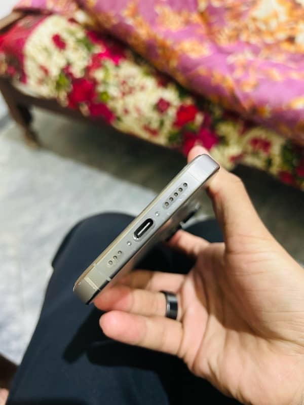 IPHONE 16 pro non pta physical or esim time available no use 2